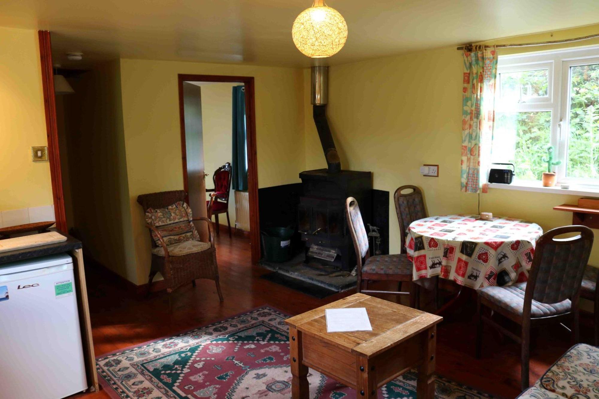 Cottage, Ireland, Includes Continental Breakfast คูเชนดอล ภายนอก รูปภาพ